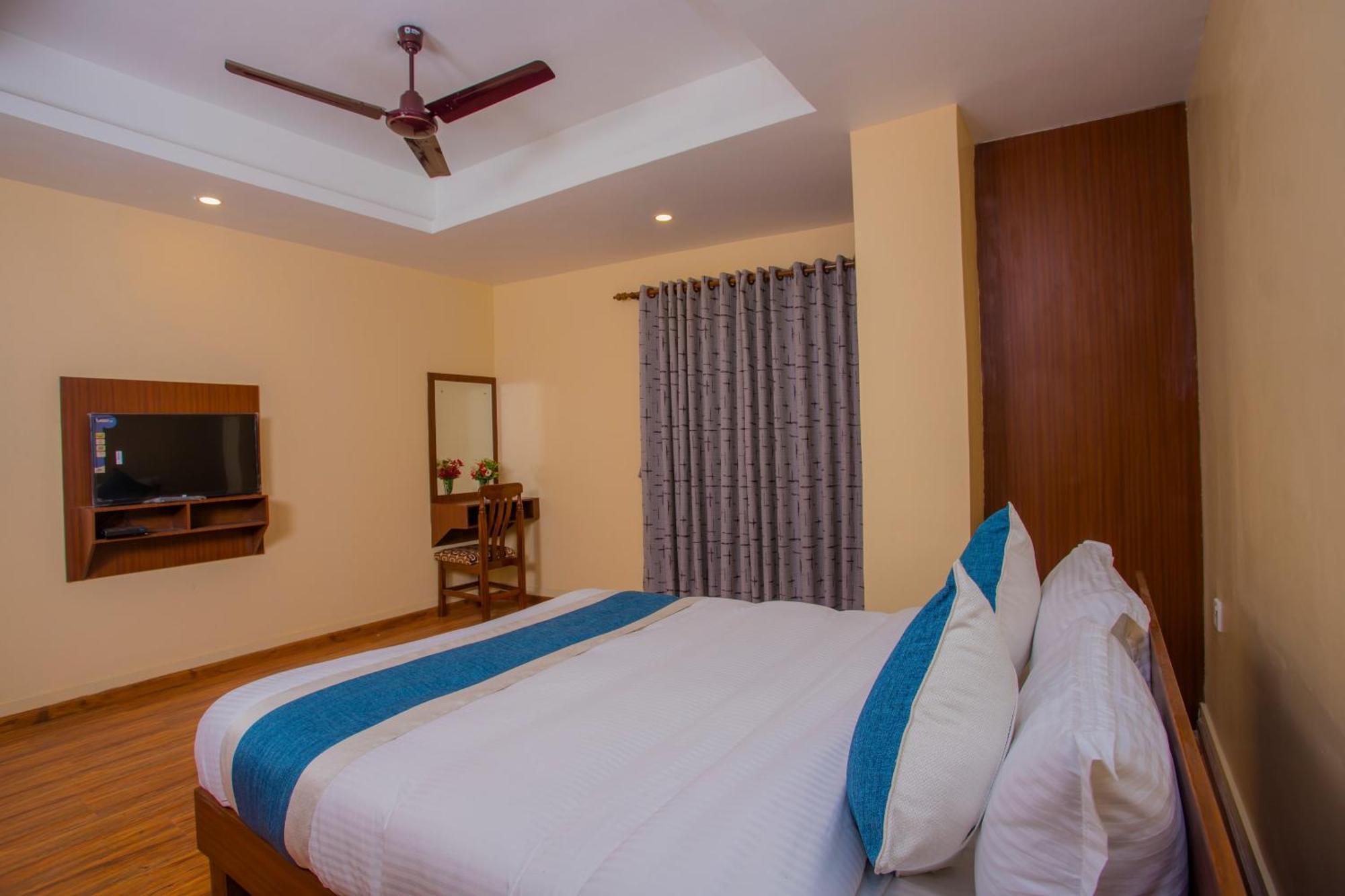 Oyo 273 Hotel Rara Palace Kathmandu Exterior foto